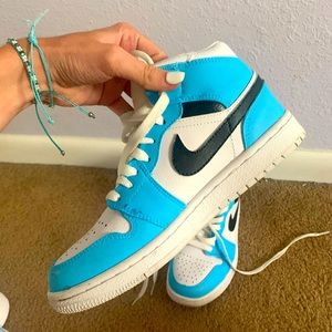 Nike Blue High Tops shoes. size 7